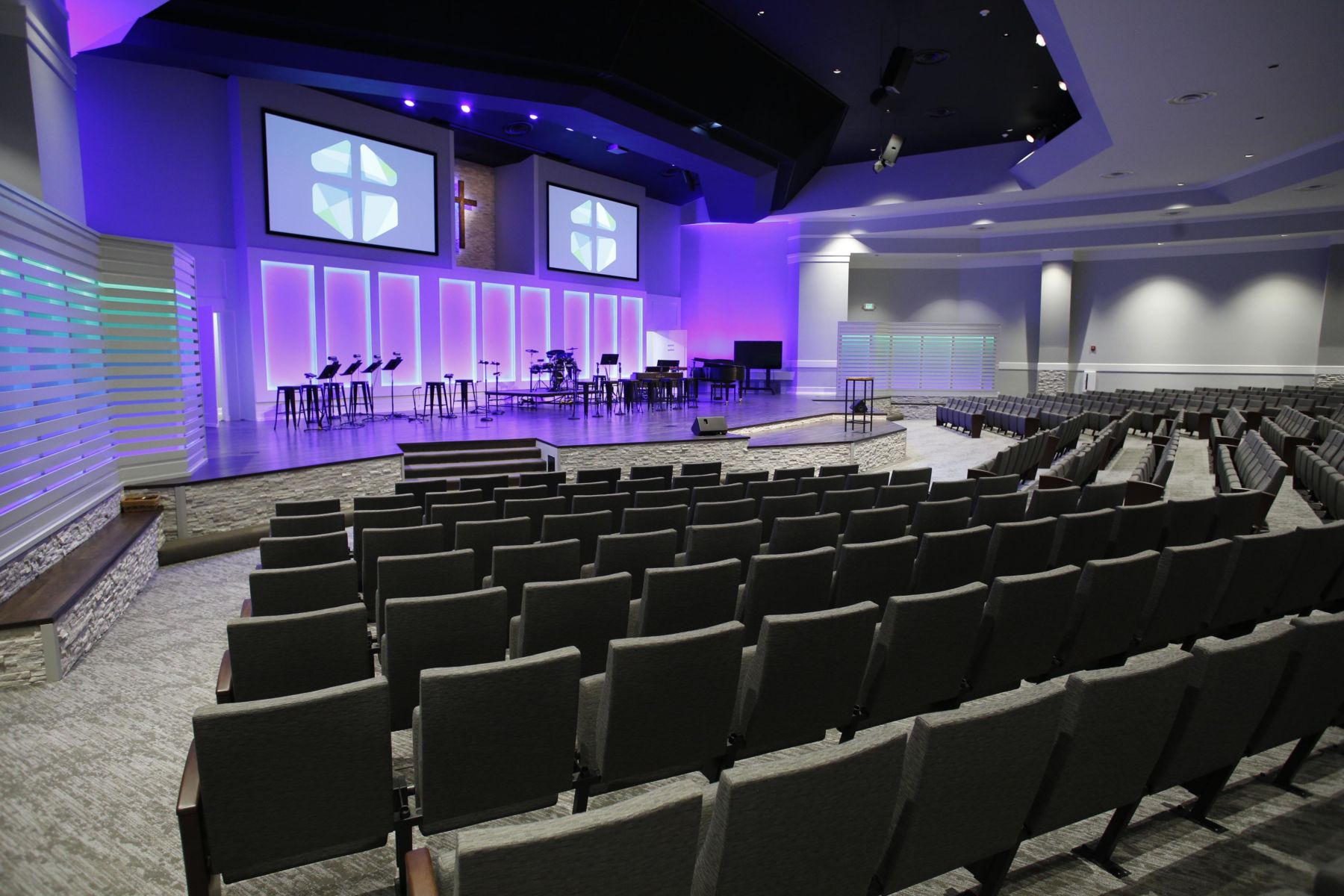 contemporary church lighting